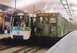 METRO - Rame Sprague Thomson & Rame MF 77 Sur La Ligne N° 8 Le 2 Avril 1993 - Très Bon état - Métro