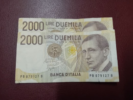 Deux Billets Italiens De 2000 Lire - 2000 Lire