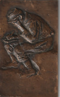 ***  MILITARIA *** GUERRE 14/18 Bronze Fonderie Biondat D'après Forain Plaque 8.5x14cm Le Vétement Du Prisonnier - Frankreich