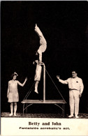 15973 Cpa Cirque - Betty And John - Fantaisiès Acrobatic's Act, - Zirkus