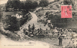 Néris Les Bains * Les Lavandières * Laveuses Lavoir - Neris Les Bains