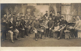 Desvres * Carte Photo 1919 * Fanfare Orchestre Musique * Musiciens Instruments Militaria - Desvres