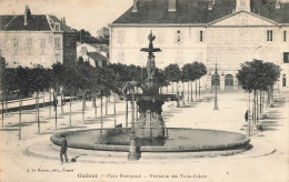 Guéret * La Place Bonnyaud * La Fontaine Des Trois Grâces - Guéret