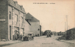 Vitry En Artois * La Place Du Village * Tabac Estaminet ...EBERT COUPE * Commerce Magasin Débit De Tabac Tabacs Auto - Vitry En Artois