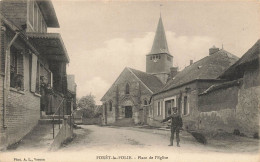 Forêt La Folie * La Place De L'église * Villageois - Autres & Non Classés