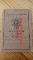 1950 PASSEPORT BESANCON CERUTTI CHRISTIANE NEE EN 1933 OUVRIERE D USINE - Documents Historiques