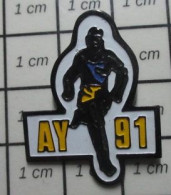 210b Pin's Pins / Beau Et Rare / SPORTS / ATHLETISME COURSE A PIED AY 1991 - Athlétisme