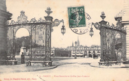 FRANCE - 54 - NANCY - Place Stanislas Et Grilles Jean Lamour - Cartes Postales Anciennes - Nancy