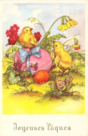 Pâques - Illustration De Poussins Oeuf Et Fleurs - Cartes Postales Anciennes - Ostern