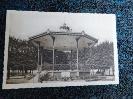 Condé Sur Escaut, Le Kiosque De La Place Verte (O17) - Conde Sur Escaut