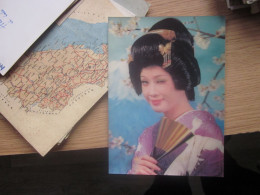 3D Postcards Japanese Woman In A Costume With A Fan - Asia