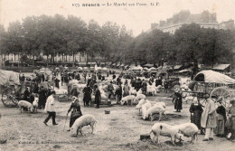 Rennes Marché Aux Porcs -  Foire - Marchés