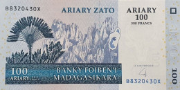 Billete De Banco De MADAGASCAR - 100 Ariary, 2004  Sin Cursar - Madagascar