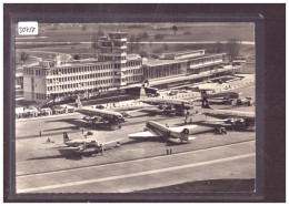 GRÖSSE 10x15cm - FLUGHOF ZÜRICH KLOTEN - AVIATION SUISSE - AVION - TB - Kloten