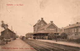 Eghezée La Gare Train Au Fond Animée Voyagée En 1914 - Eghezee