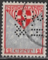 Perfin H.S. & C. (Hofmann, Schöffer & Co) In 1926 Kinderzegels 2 + 2 Ct NVPH 199 - Perforés