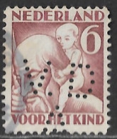 1930 Perfin V.D  A  In Kinderzegels 6+4 Ct Violet NVPH 234 - Perforadas