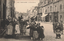 Pont L'abbé * La Rue Kéréon * Coiffe Groupe D'enfants * Coiffeur * Commerces Magasins - Pont L'Abbe