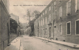 Bédarieux * La Rue Ferdinand Fabre * La Mairie * Hôtel De Ville * Cachet Au Dos 122ème Régiment D'infanterie - Bedarieux