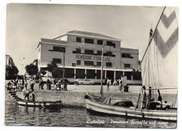 Italie--CATTOLICA--Pensione Fiorella (animée, Bateaux ).....Carte Publicitaire........pas Très Courante - Rimini