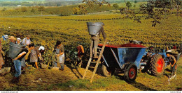 COGNAC►16►CPSM►±1970►VITICULTURE►TRACTEUR► JAS HENNESSY & CIE►N°2 LES VENDANGES►YVON - Cognac