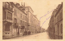 Lons Le Saunier * Avenue Gambetta Et Lycée De Jeunes Filles * école * Restaurant - Lons Le Saunier