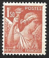 FRANCE  1944  -  YT 652 -   Iris 1f50 Rouge Brun -  NEUF** - 1939-44 Iris