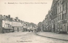 Breteuil * Place De L'hôtel De Ville Et Rue De La République * Café De France - Breteuil