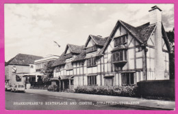 289870 / United Kingdom - Stratford-upon-Avon - William Shakespeare Birthplace And Centre House Car PC 24545 - Stratford Upon Avon