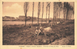 Vannes * Hôpital Militaire Sanitaire * Prairies Et étang Au Duc - Vannes