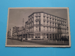 Hotel DE LA PLAGE ( Prop. R. Baeyens ) Digue Knokke - Le Zoute ( Edit.: Photo D'Hont ) Anno 19?? ( Zie / Voir Scans ) ! - Knokke