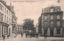 BELGIQUE - Waremme -  Place De L'hotel De Ville - Belle Animation - Carte Postale Ancienne - Borgworm