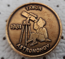 Camp Of Astronomers 1981 Astronomy Telescope Slovenia Ex Yugoslavia Pin - Space