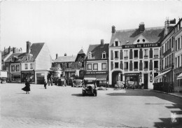 61-L'AIGLE- PLACE DE LA HALLE - L'Aigle