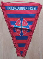 Boldklubben Frem Denmark FOOTBALL CLUB Fussball Futebol Soccer Calcio   PENNANT, SPORTS FLAG FLAG ZS 1 KUT - Habillement, Souvenirs & Autres
