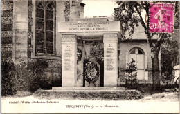 16173 Cpa 27 Serquigny - Le Monument - Serquigny