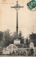 Bouin * Enfants Et Villageois Au Calvaire Du Village * éditeur Gloria * 1910 - Autres & Non Classés