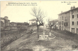 Solignac Sur Loire Cure D Air La Place De La Croix De Gagne Et Le Chateau - Solignac Sur Loire