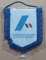 Federazione Italiana Di Atletica Leggera Italy Athletic Federation Association Union  PENNANT, SPORTS FLAG FLAG ZS 1 KUT - Leichtathletik
