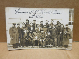 BLOIS (41) Carte Photo Hopital Militaire Guerre 1914-18 Groupe De Blessés Gros Plan - Blois