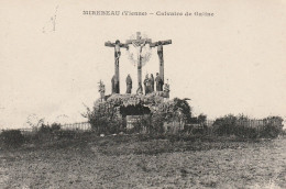 Mirebeau  86 (8238) Calvaire De Gatine - Mirebeau