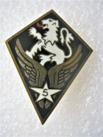 ANCIEN INSIGNE EMAILLE ALAT 5° GALAT (Groupe D’Aviation Légère Armée De Terre) DRAGO PARIS - Armée De L'air