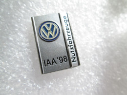 PIN'S    VOLKSWAGEN   IAA 98 - Volkswagen