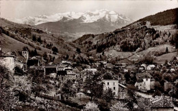 LAVALDENS   ( ISERE )    VUE GENERALE . AU FOND , LE MASSIF DE LA BELLE ETOILE - Laval