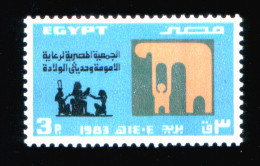 EGYPT / 1983 / MEDICINE / MOTHER / CHILD / MATERNAL & CHILD CARE SOCIETY / EGYPTOLOGY / MNH / VF . - Unused Stamps