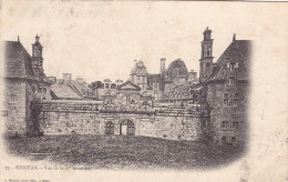 29. SAINT VOUGAY (PRES DE) ;CPA. CHATEAU DE KERJEAN.  VUE DE LA 1ere ENCEINTE. ANNEE 1902 + TEXTE - Saint-Vougay