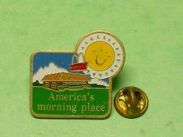 TB7B  / Pin's / McDonald's : America's Morning Place ( état ,voir Scan ) - McDonald's