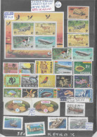 NAZIONI VARIE ** 1977, 5 Serie Complete + 1 BLOCCO FOGLIETTO. Animali E Soggetti Vari - Collections (sans Albums)