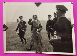 Photo De Presse Adolf Hitler Le Fuhrer Foto Hoffmann Berlin Numérotée Officier Allemand Soldat Guerre - Oorlog, Militair