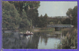 Carte Postale 41. Morée  Canotage Sur Le Loir  Très Beau Plan - Moree